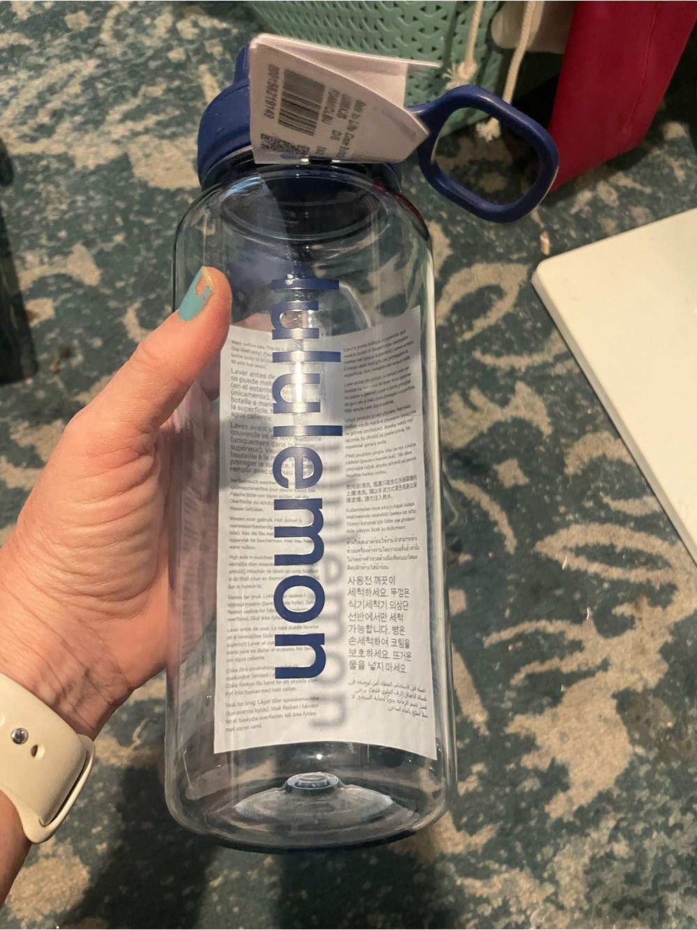 Lululemon 32 oz Bottle Foam and Club Blue NWT!
